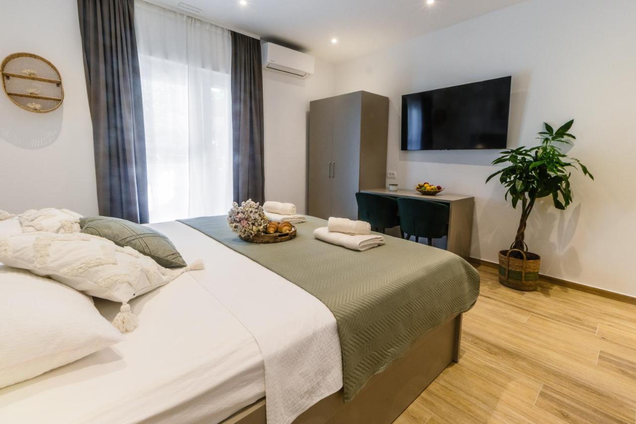 Apartments Kiwi Дубровник Екстериор снимка