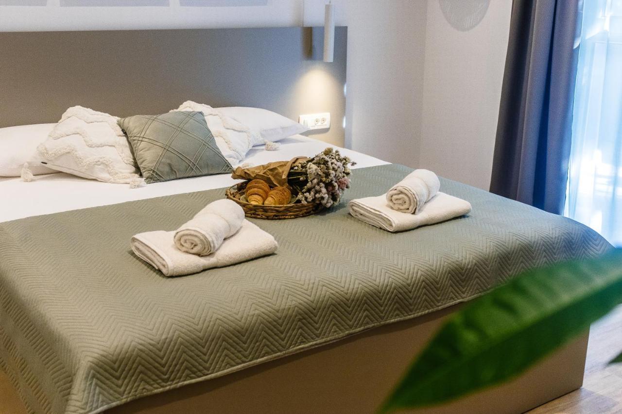 Apartments Kiwi Дубровник Екстериор снимка